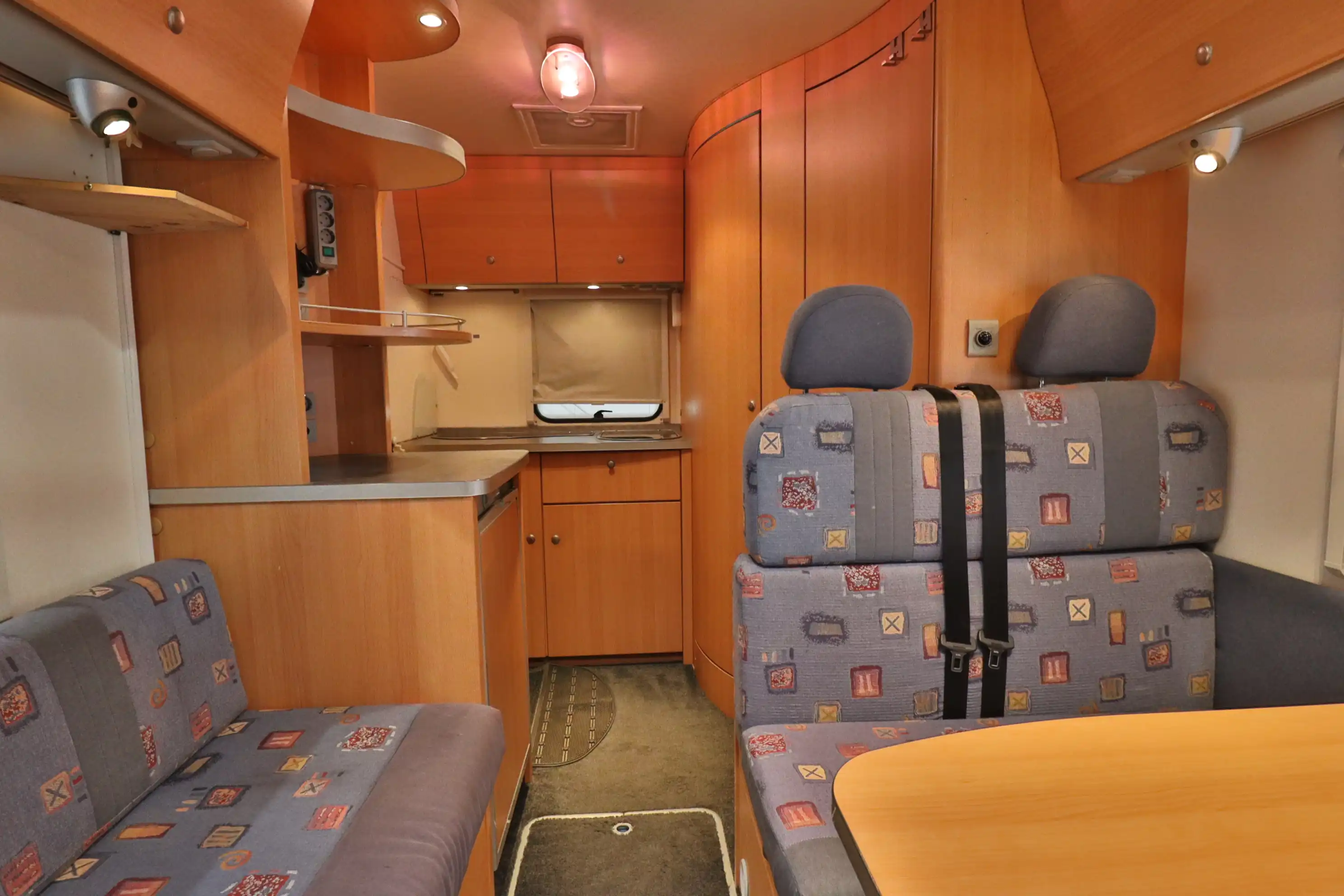 KNAUS Sport Traveller 500